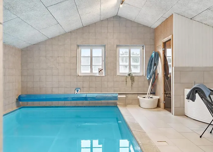 بيت للعطل Awesome In With Sauna